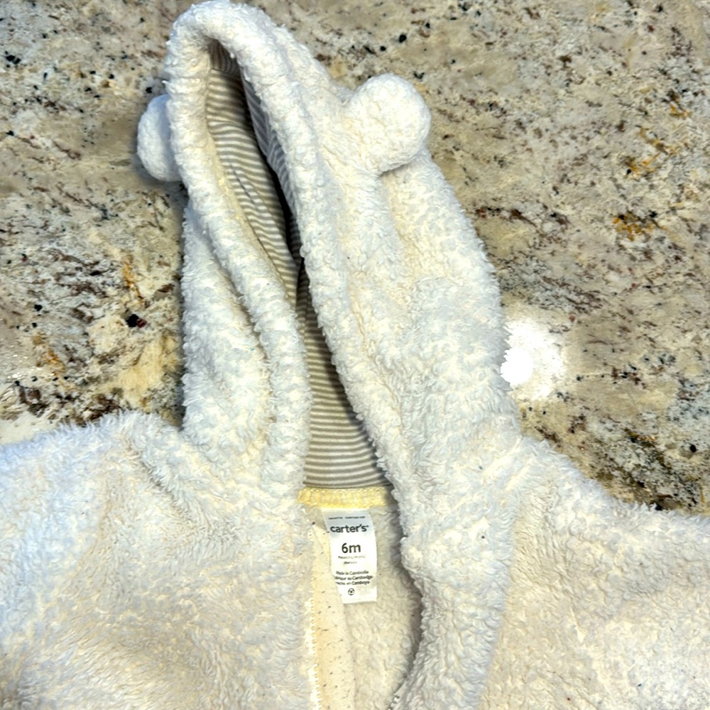 Carters one piece white fleece bear suit. Size 6 mo